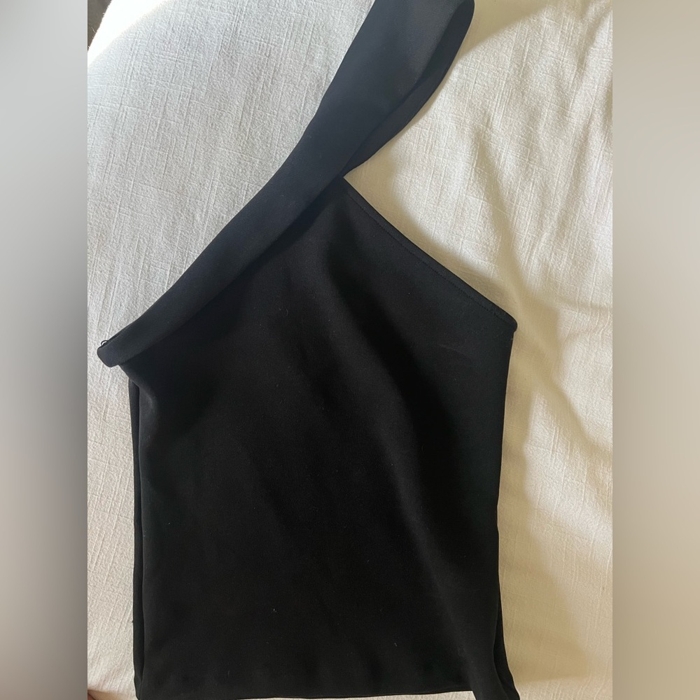 NWT Zara asymmetrical top